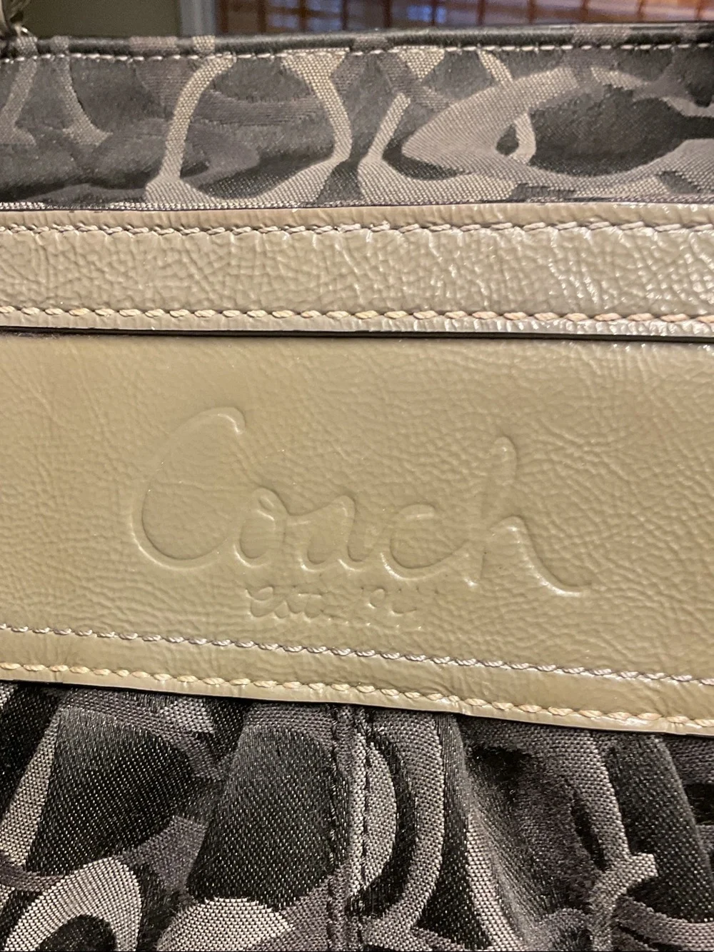 Vintage Y2K Coach E0982-F13762 Optic Signature Black Gray Gallery Tote